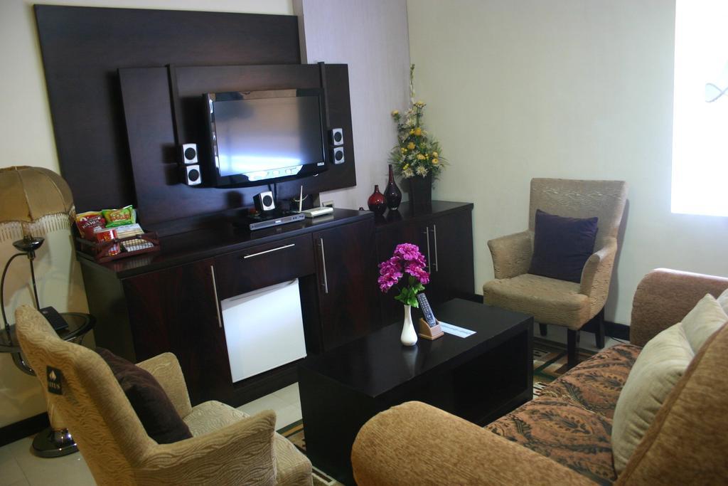 Royal Mamberamo Hotel Sorong Pokoj fotografie