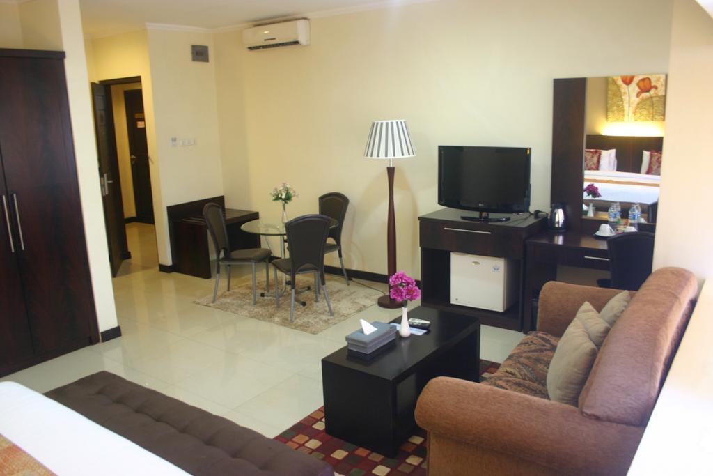 Royal Mamberamo Hotel Sorong Pokoj fotografie