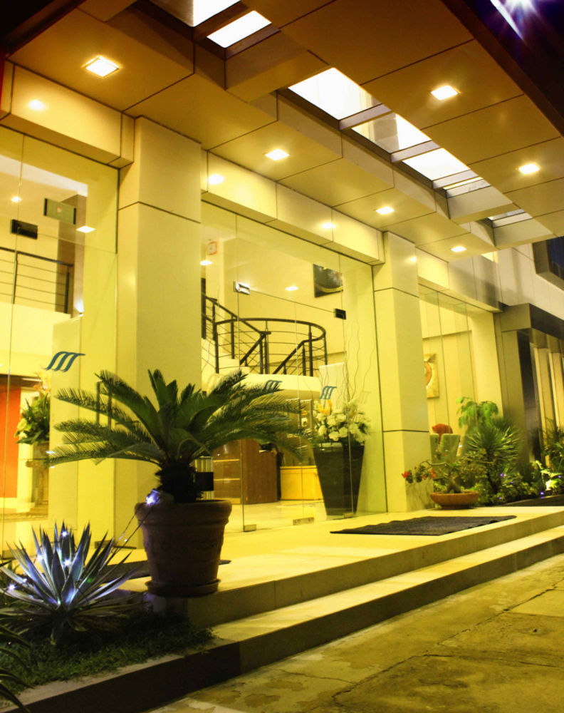 Royal Mamberamo Hotel Sorong Exteriér fotografie