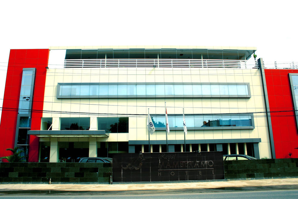 Royal Mamberamo Hotel Sorong Exteriér fotografie