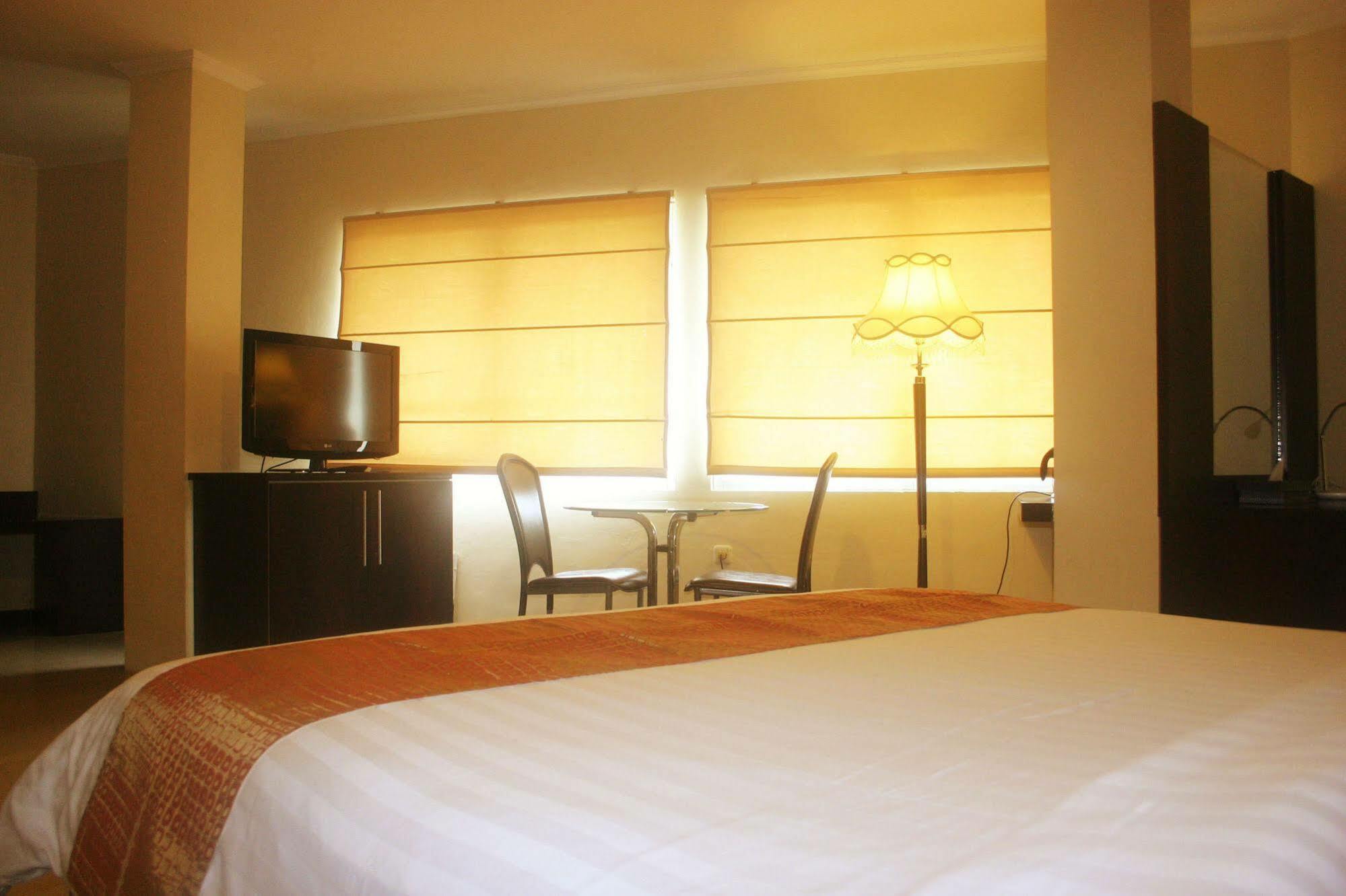 Royal Mamberamo Hotel Sorong Exteriér fotografie