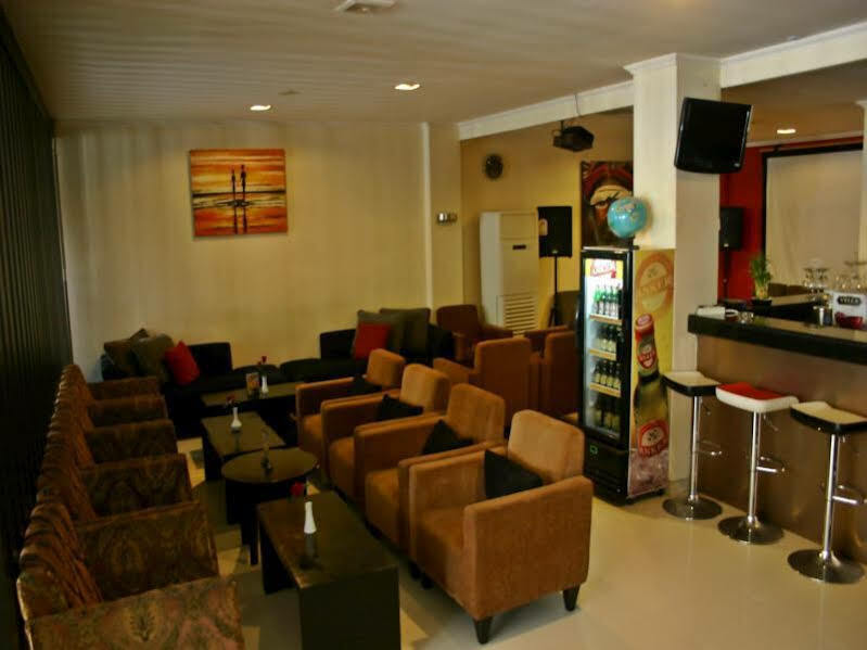 Royal Mamberamo Hotel Sorong Exteriér fotografie